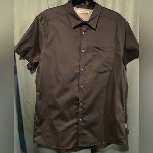 NWT Men’s Kenneth Cole snap button down